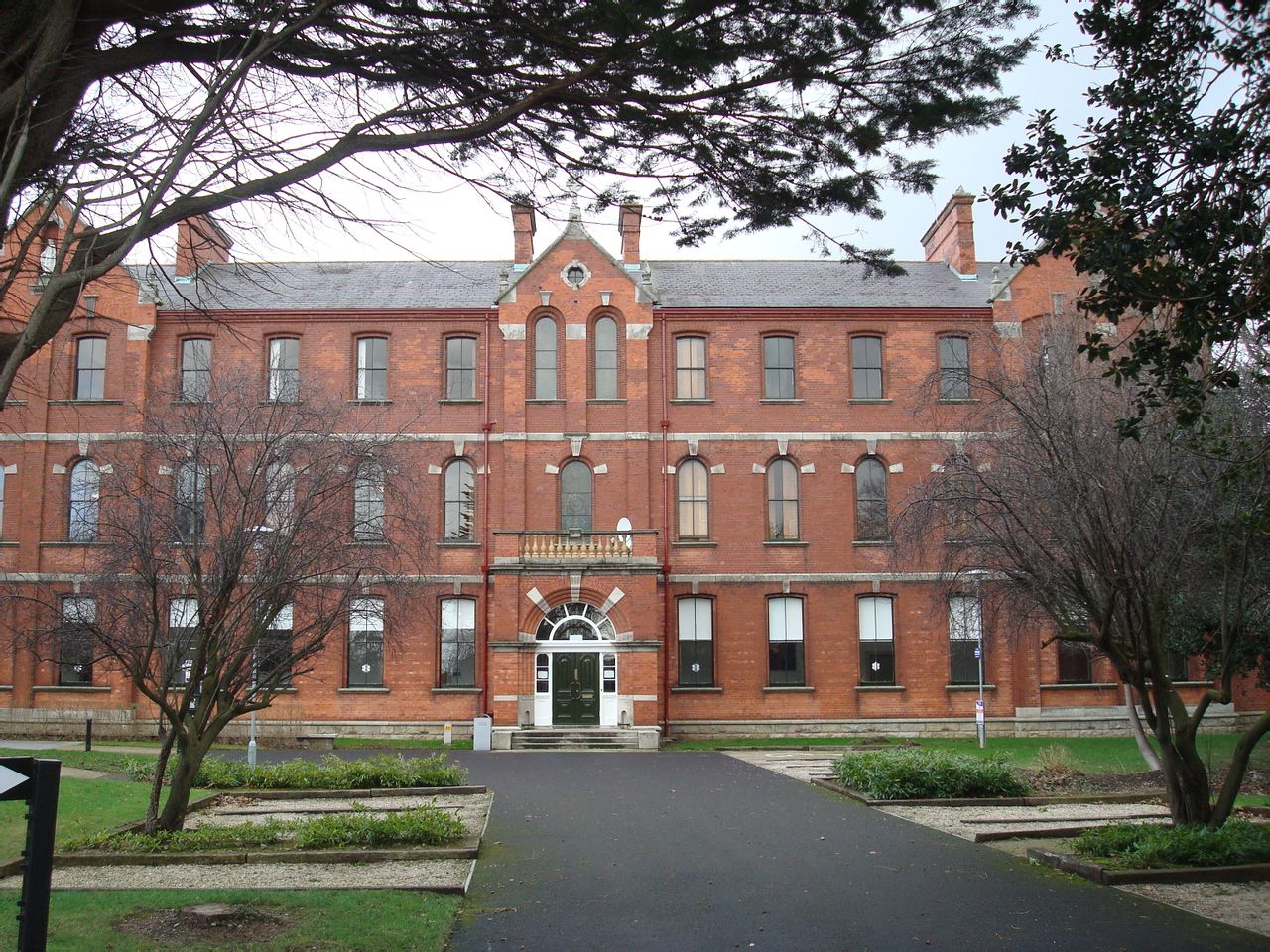 爱尔兰都柏林大学