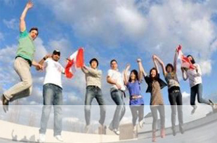 加拿大先留学后移民：加拿大先留学再移民的政策是真的吗