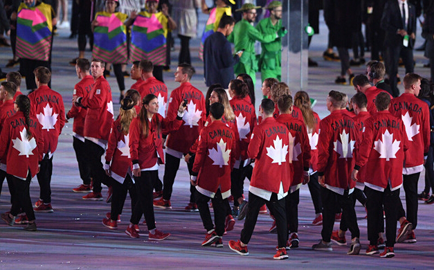 加拿大奥运队服细节完胜设计类留学首选加拿大