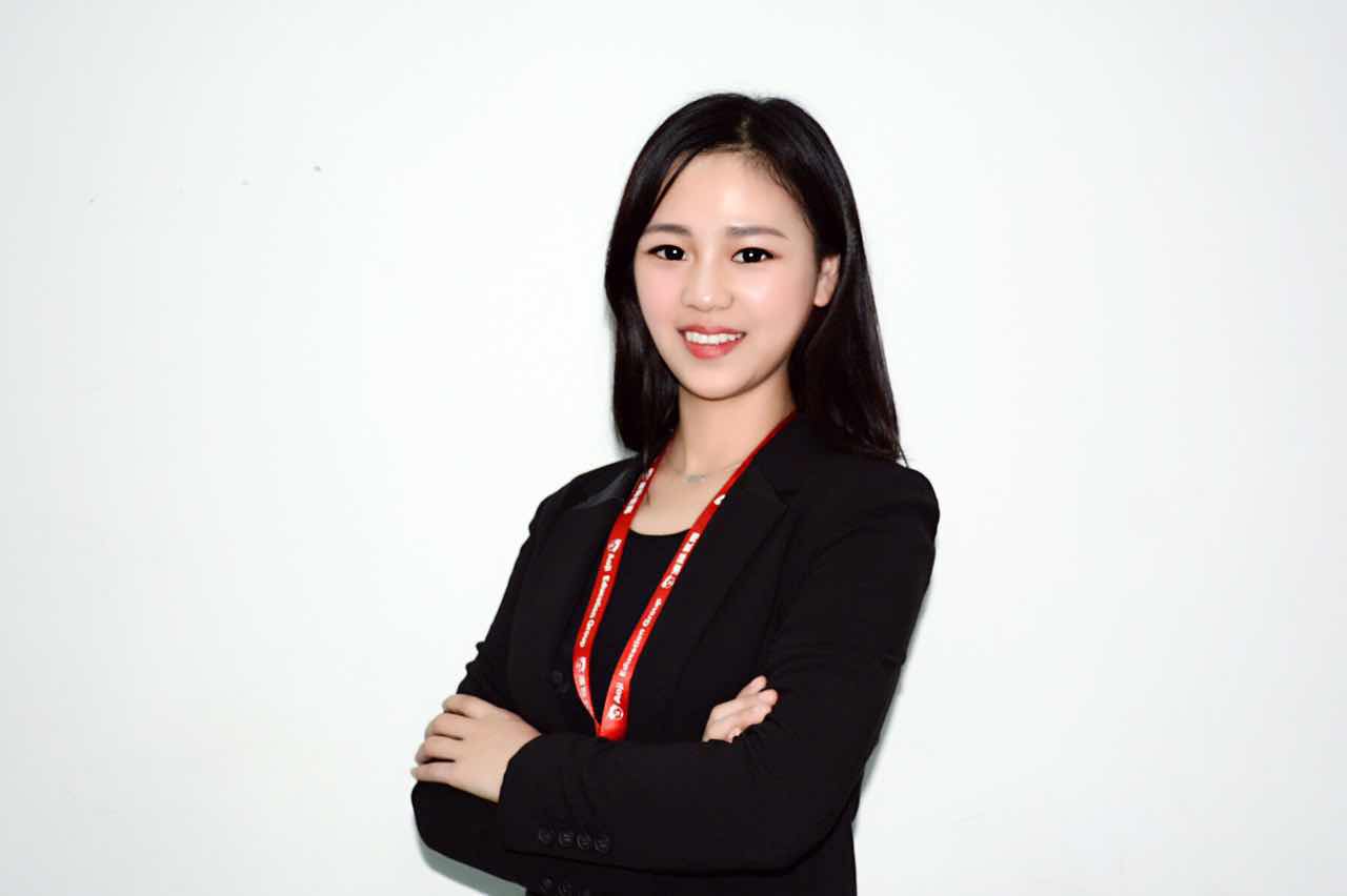 澳际留学专家顾问朱忠芳